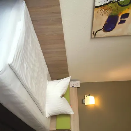 Kleefelder Hof 3*