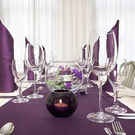 Kleefelder Hof Отель 3*