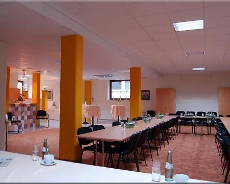 Kleefelder Hof Отель Ганновер